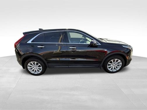 2022 Cadillac XT4 Luxury