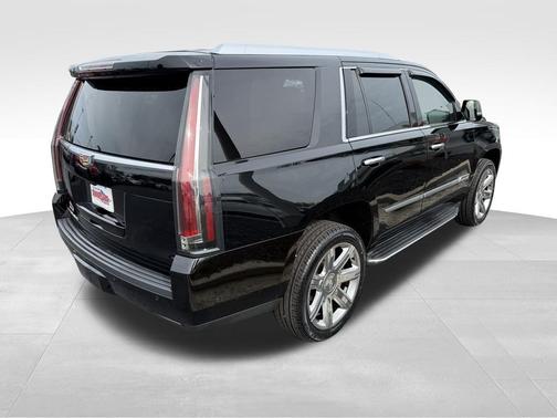 2018 Cadillac Escalade Luxury