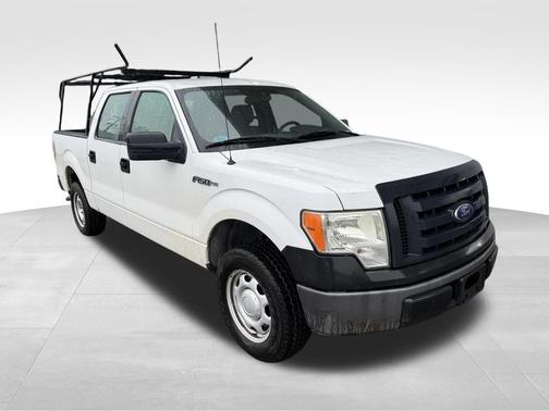 2010 Ford F-150 XL SuperCrew