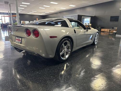 2006 Chevrolet Corvette Base