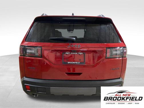 Red Hot Pearlcoat 2026 Jeep Cherokee Limited