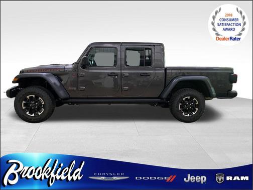 Granite Crystal Metallic Clearcoat 2026 Jeep Gladiator Rubicon