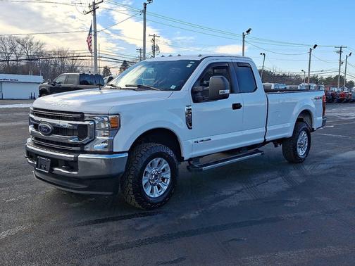2022 Ford F-350 XLT