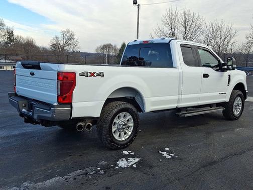 2022 Ford F-350 XLT