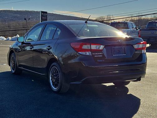 2019 Subaru Impreza 2.0i