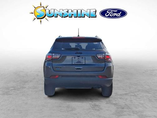 Granite Crystal Metallic Clearcoat 2020 Jeep Compass Altitude