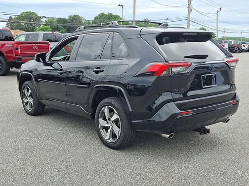 2023 Toyota RAV4 Prime SE