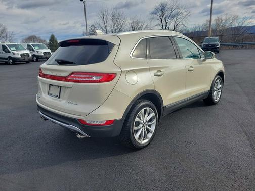 2018 Lincoln MKC Select