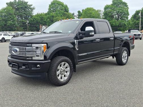 2019 Ford F-350 Platinum 4WD Crew Cab 6.75 Box
