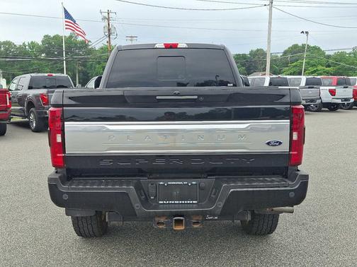 2019 Ford F-350 Platinum 4WD Crew Cab 6.75 Box