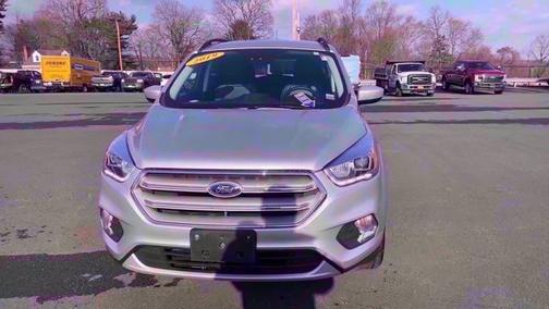 Photo 3 of 24 of 2019 Ford Escape SEL