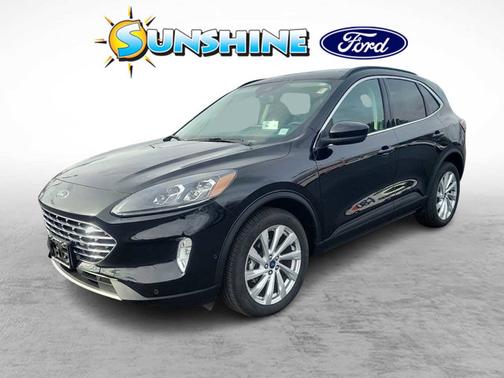 2022 Ford Escape Titanium