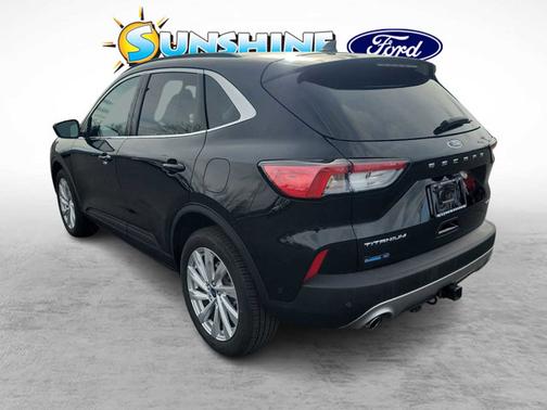2022 Ford Escape Titanium