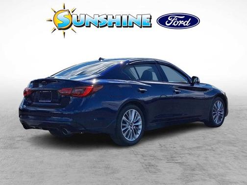 2022 INFINITI Q50 LUXE