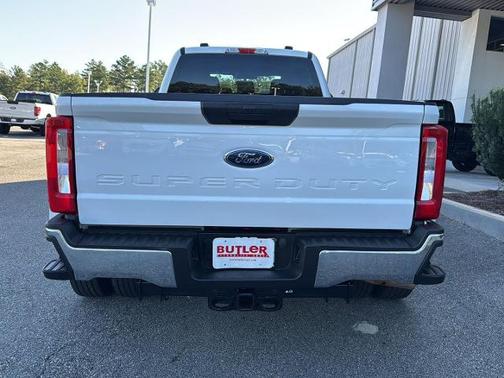 2024 Ford F-350 XLT