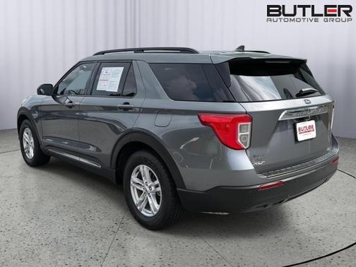 CARBONIZED GRAY METALLIC 2023 Ford Explorer XLT
