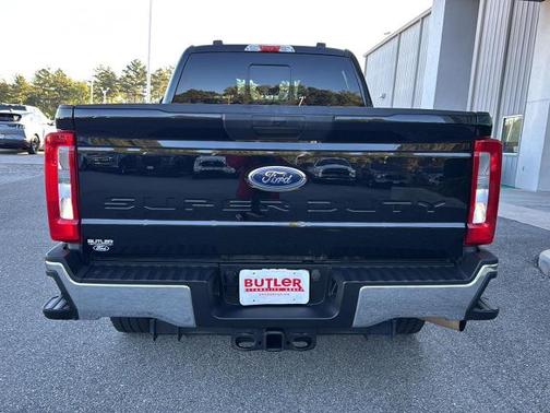 2023 Ford F-250 XLT