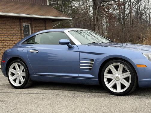 2005 Chrysler Crossfire Base