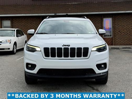 Bright White Clearcoat 2019 Jeep Cherokee Altitude