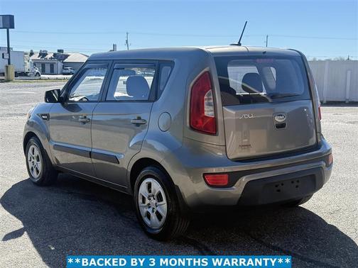 2013 Kia Soul Base