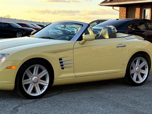 2005 Chrysler Crossfire Base