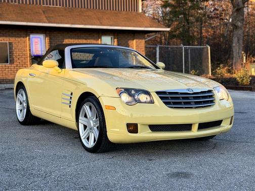2005 Chrysler Crossfire Base