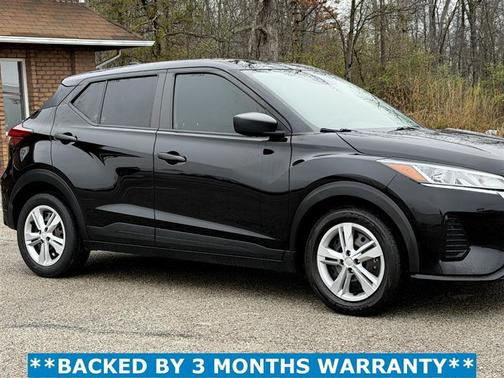 Black 2021 Nissan Kicks S