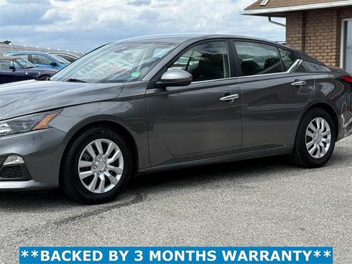 2022 Nissan Altima S FWD
