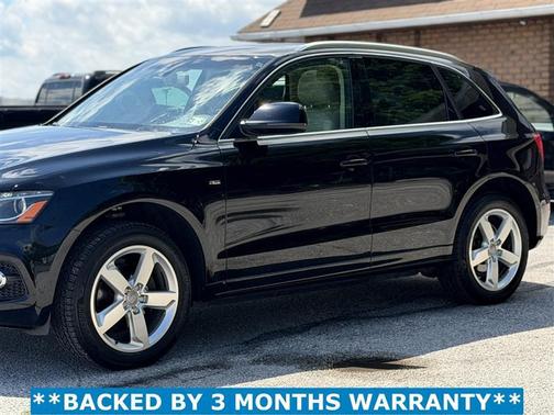 Brilliant Black 2012 Audi Q5 3.2 Premium Plus