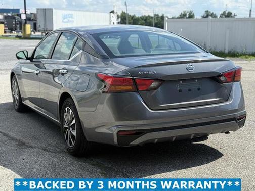 2022 Nissan Altima S FWD