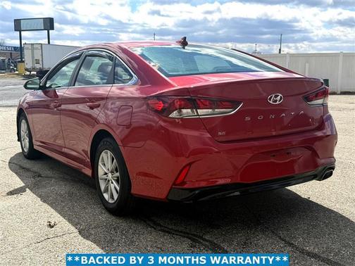 2018 Hyundai SONATA SE