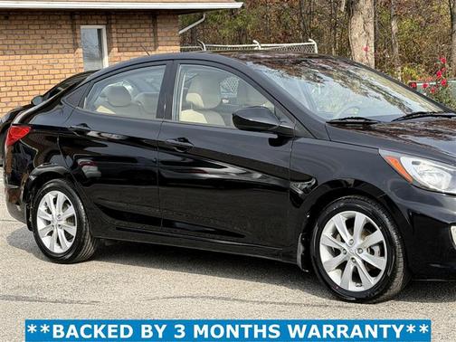 2013 Hyundai Accent GLS