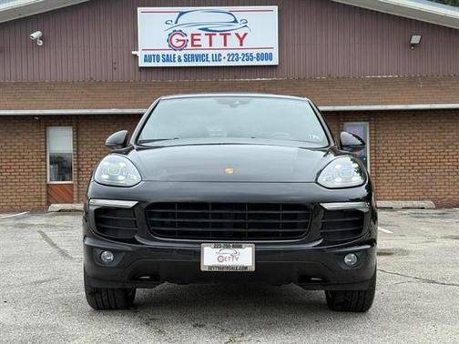 2016 Porsche Cayenne Base