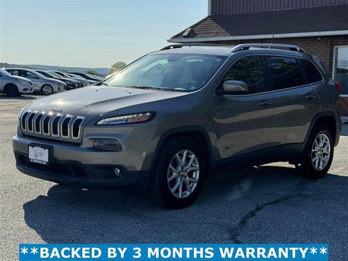 Light Brownstone Pearlcoat 2017 Jeep Cherokee Latitude
