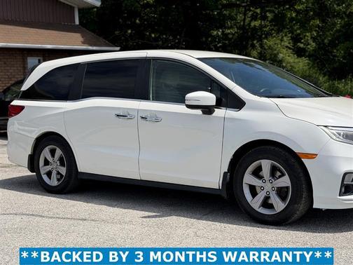 White 2018 Honda Odyssey EX