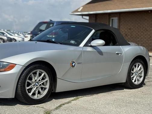 2004 BMW Z4 2.5i Roadster