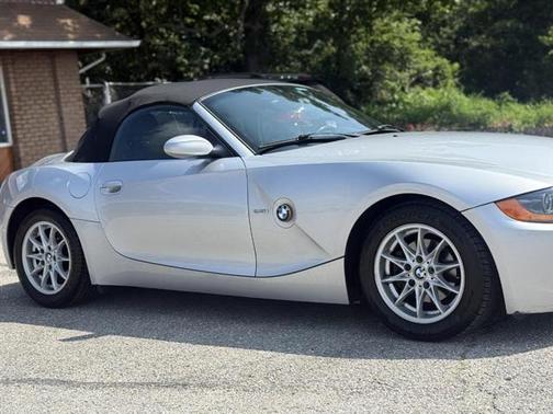 2004 BMW Z4 2.5i Roadster