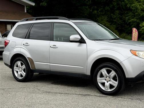 Spark Silver Metallic 2010 Subaru Forester 2.5 X Premium