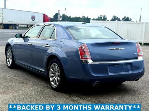 2011 Chrysler 300C Base