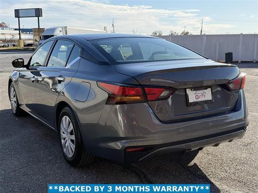 2022 Nissan Altima S FWD