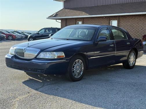 2008 Lincoln Town Car Signature