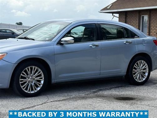 2012 Chrysler 200 Limited