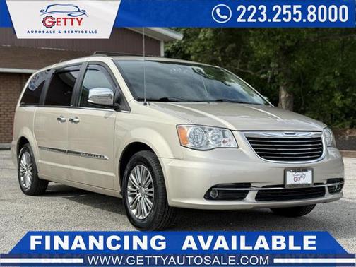 2014 Chrysler Town & Country Touring-L
