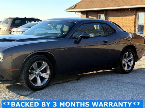 2017 Dodge Challenger SXT