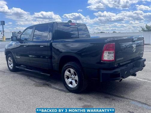 Diamond Black Crystal Pearlcoat 2019 RAM 1500 Big Horn