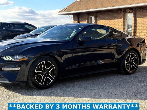 2021 Ford Mustang EcoBoost