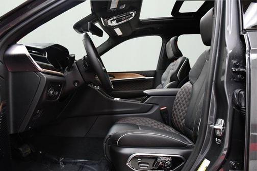 2022 Jeep Grand Cherokee 4xe Summit