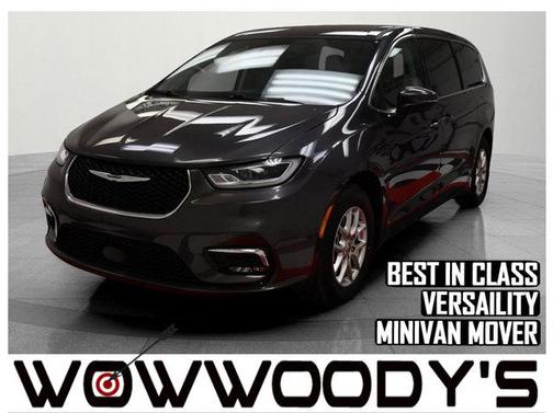 2023 Chrysler Pacifica Touring-L