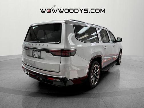 2023 Jeep Wagoneer L Series II