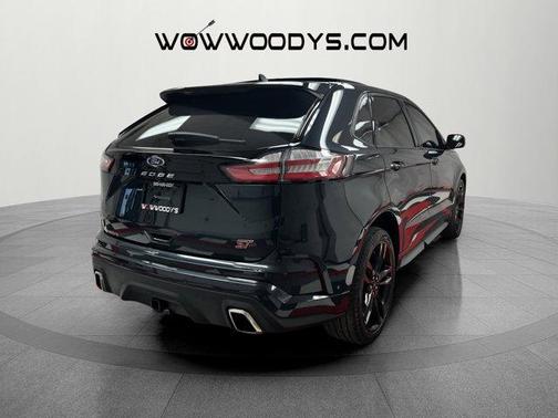 2022 Ford Edge ST